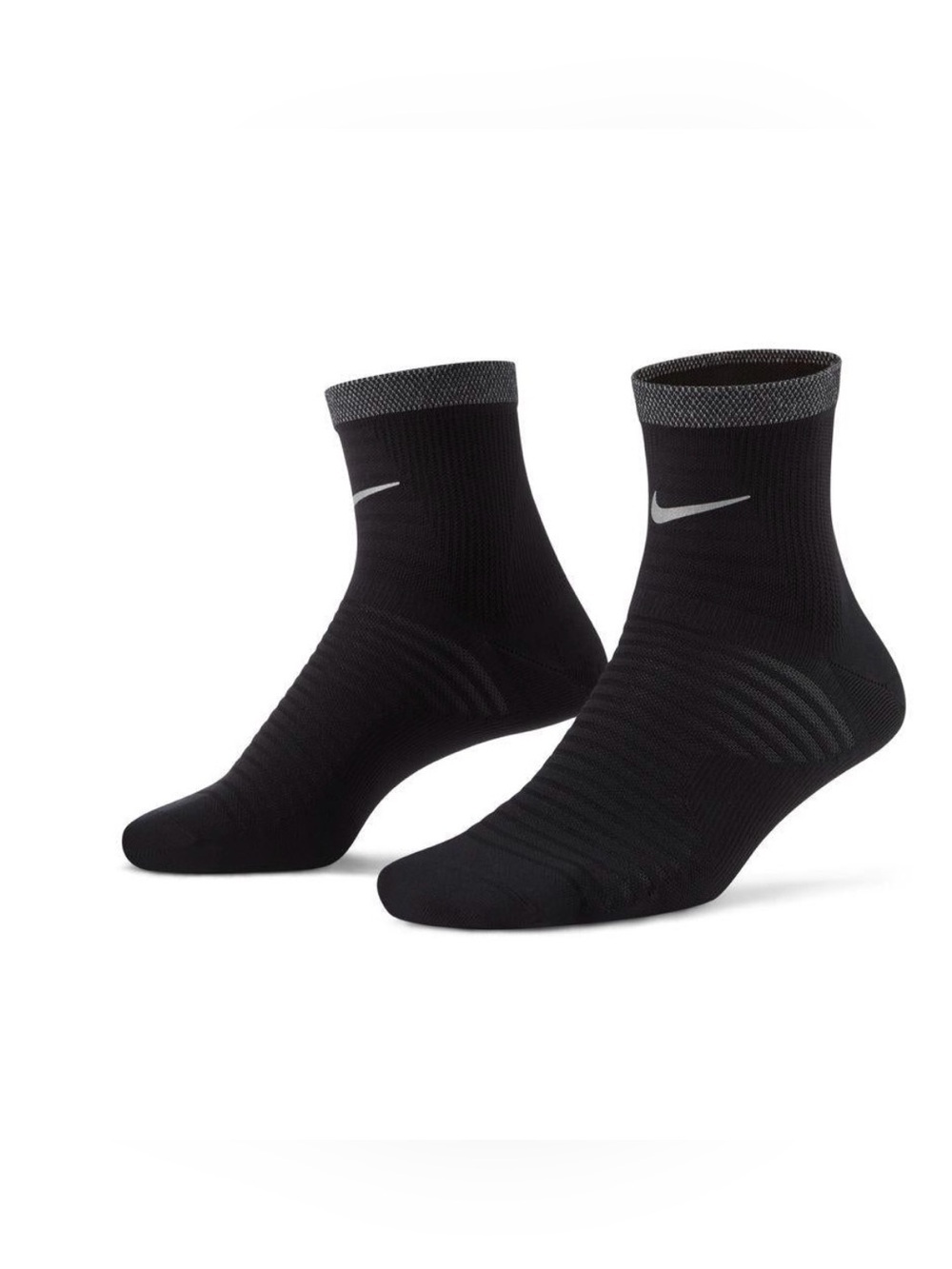 Nike Spark Lightweight Running Ankle Socks WMN 7.5 - 9 MEN 6-7.5 / 2 Pair